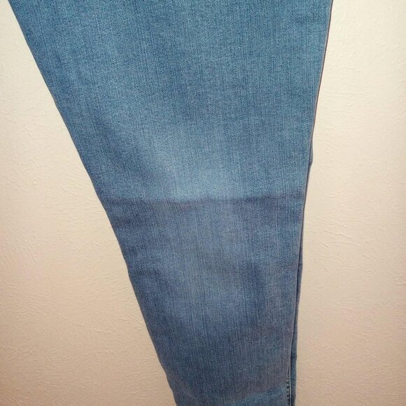 Kirkland Women's Plus Size 18 High Rise Light Blue Skinny Jeans NWT - Picture 4 of 4